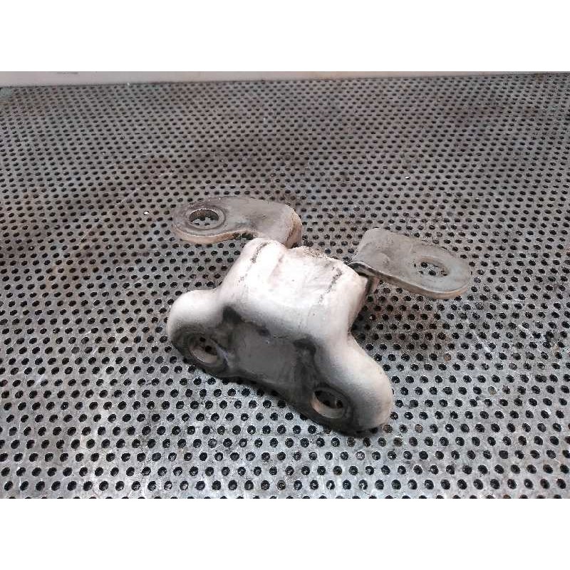Recambio de bisagra trasera derecha para toyota corolla verso (r1) 2.2 turbodiesel cat referencia OEM IAM - Blanco 2