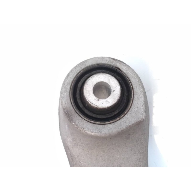 Recambio de brazo suspension superior trasero izquierdo para audi a4 ber. (b8) e referencia OEM IAM 8K0505323F 2
