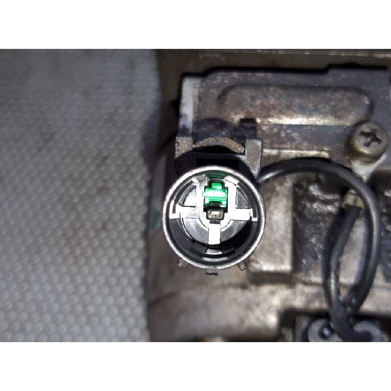 Recambio de compresor aire acondicionado para hyundai coupe (gk) 2.0 fx full referencia OEM IAM CD1BA02 - Rojo 3