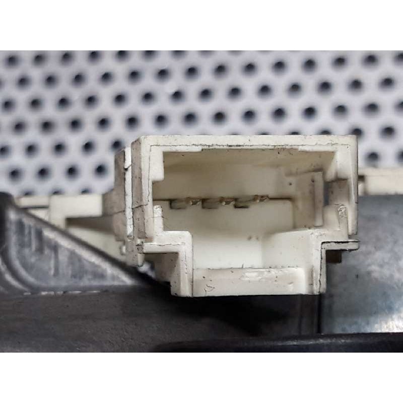 Recambio de motor limpia trasero para citroën c3 picasso sx referencia OEM IAM 9683238880 W000002232 VALEO - Blanco 2