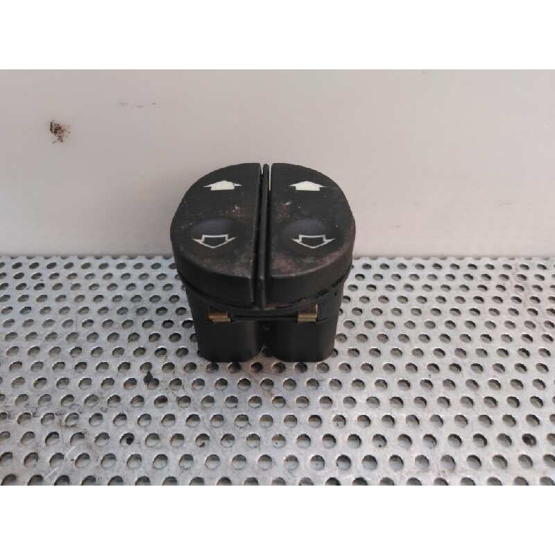 Recambio de mando elevalunas delantero izquierdo para ford fiesta berlina básico referencia OEM IAM   
