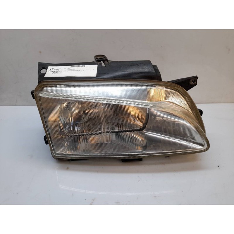 Recambio de faro derecho para peugeot partner (s1) referencia OEM IAM  126102 
