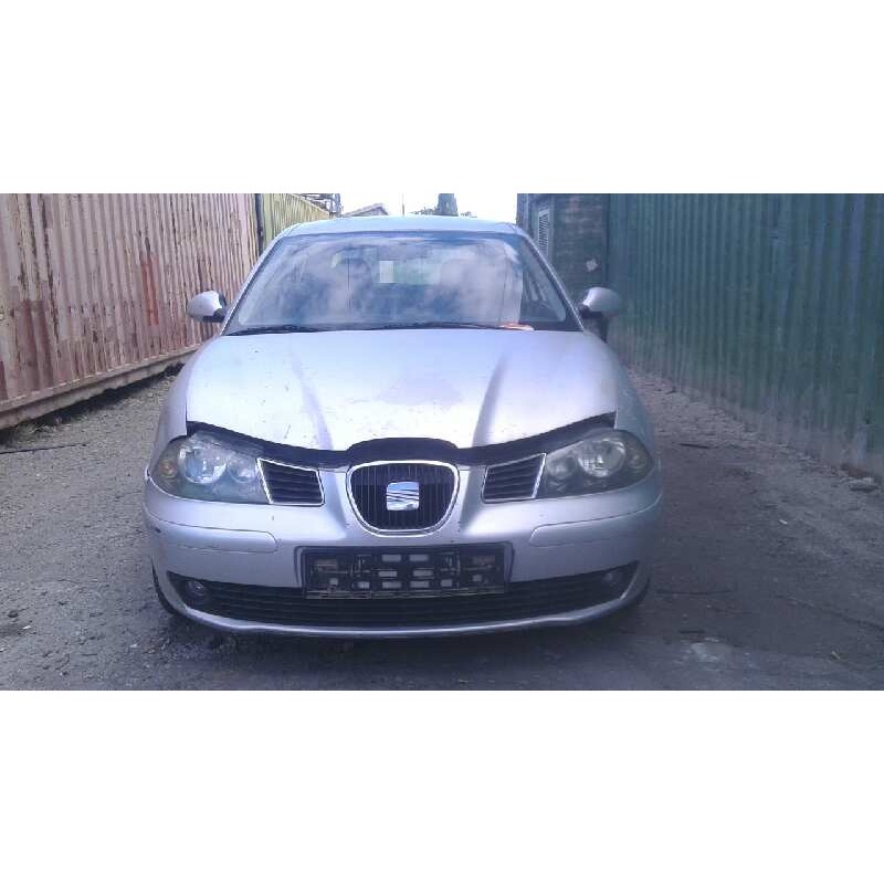 seat ibiza (6l1) del año 2002