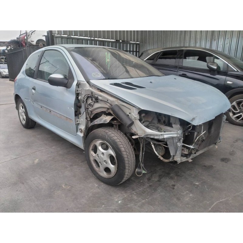 peugeot 206 berlina del año 2002