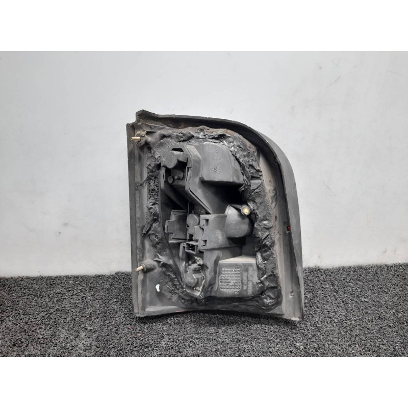 Recambio de piloto trasero derecho para nissan micra (k11) referencia OEM IAM  126134 2