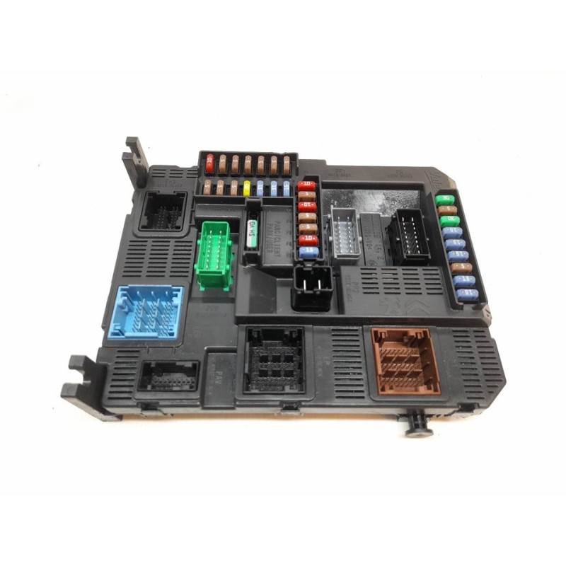 Recambio de caja reles / fusibles para peugeot 208 style referencia OEM IAM 9807532080 N03 