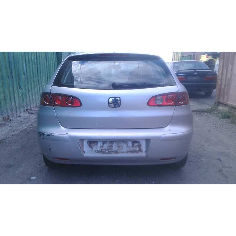 seat ibiza (6l1) del año 2002