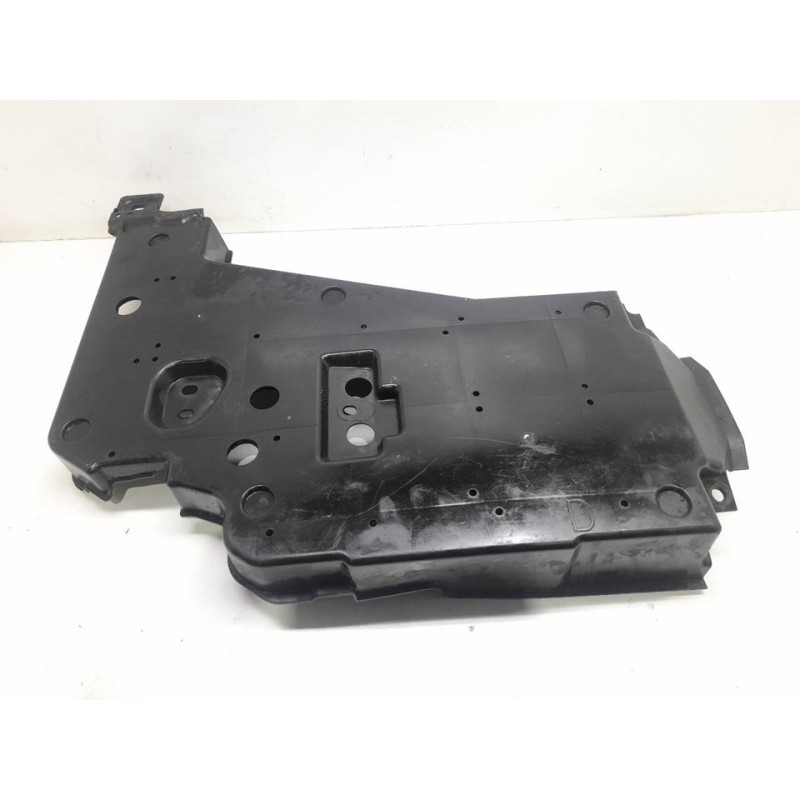 Recambio de cubrecarter para subaru xv executive referencia OEM IAM - Gris 2