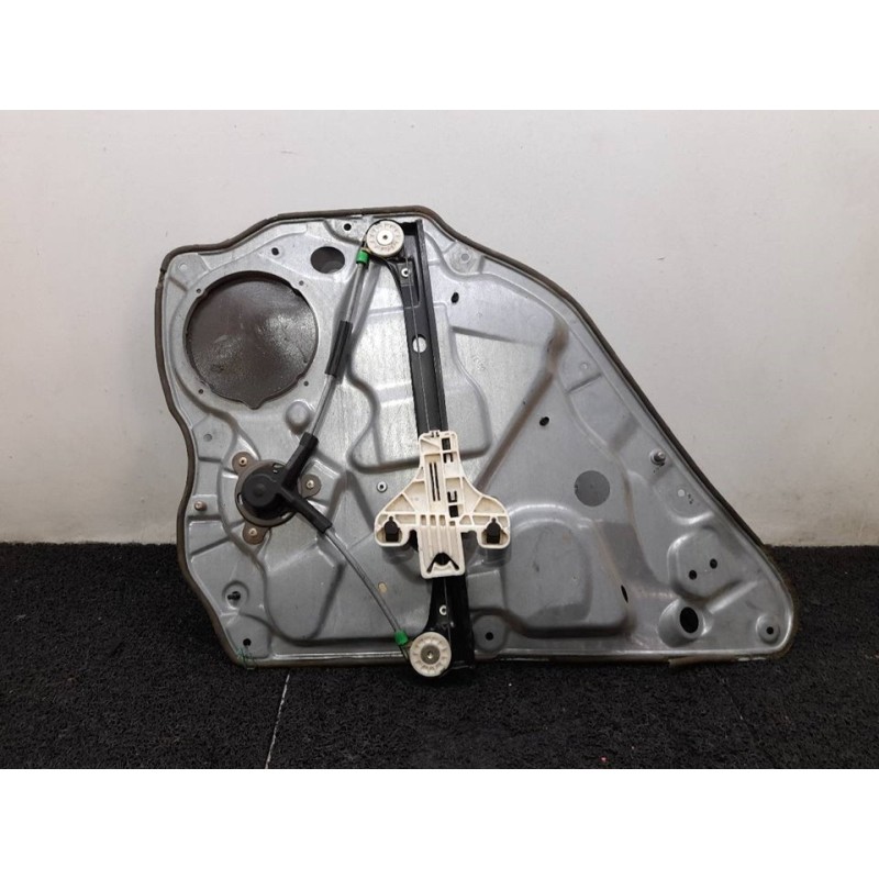 Recambio de elevalunas trasero derecho para volkswagen polo (9n1) 1.2 12v referencia OEM IAM - Gris 3