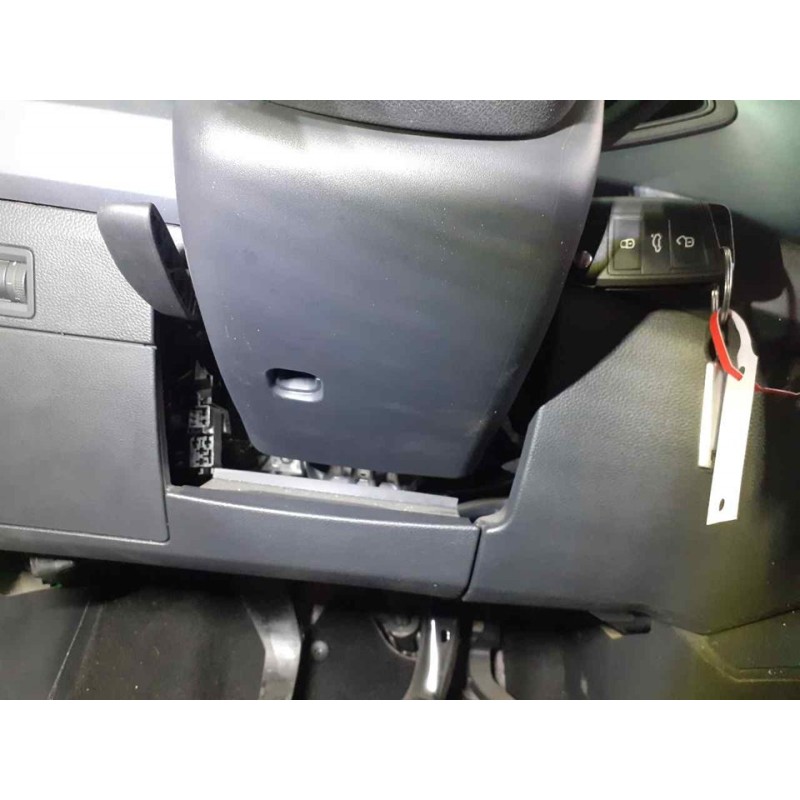 Recambio de columna direccion para seat arona xcellence edition referencia OEM IAM - Blanco 2