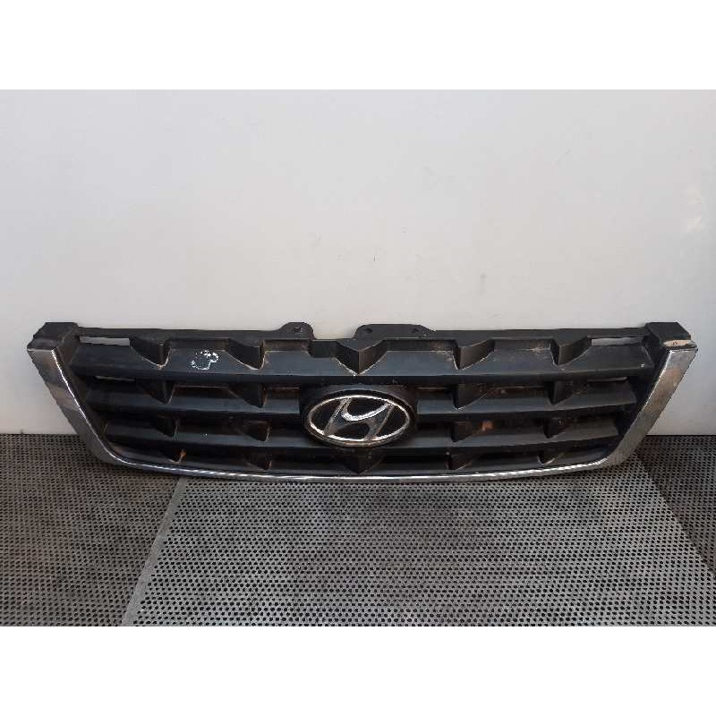 Recambio de rejilla delantera para hyundai accent (lc) gls referencia OEM IAM   
