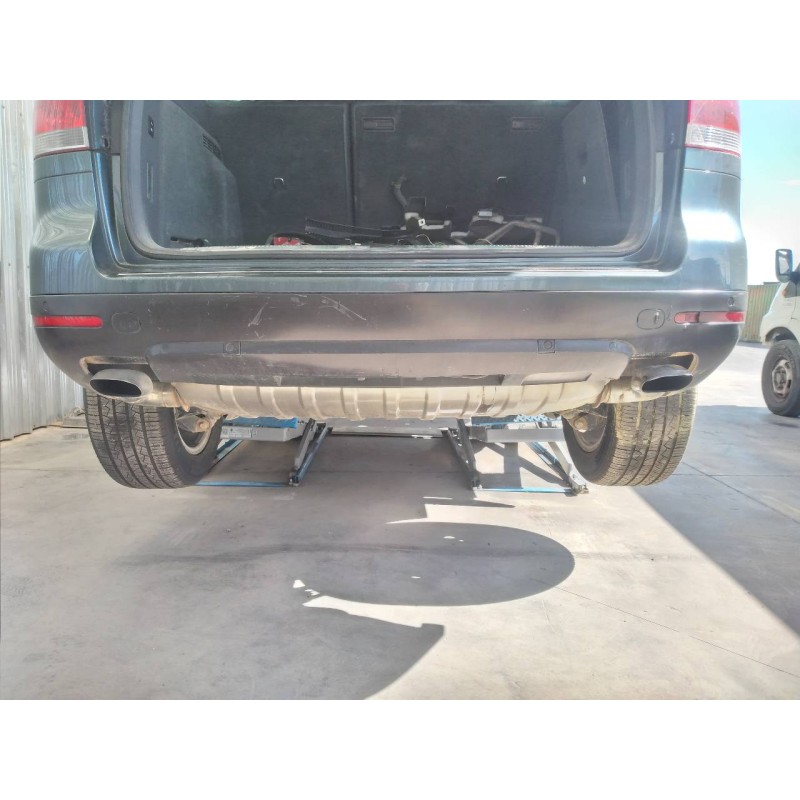 Recambio de paragolpes trasero para volkswagen touareg (7la) tdi v10 referencia OEM IAM - Gris 7