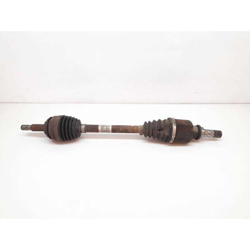 Recambio de transmision delantera izquierda para dacia logan laureate referencia OEM IAM 8200543478  