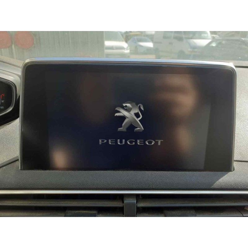 Recambio de pantalla multifuncion para peugeot 3008 allure referencia OEM IAM   