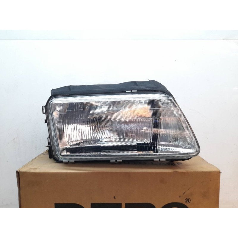 Recambio de faro derecho para audi a4 avant (b5) referencia OEM IAM 2702502 142105 