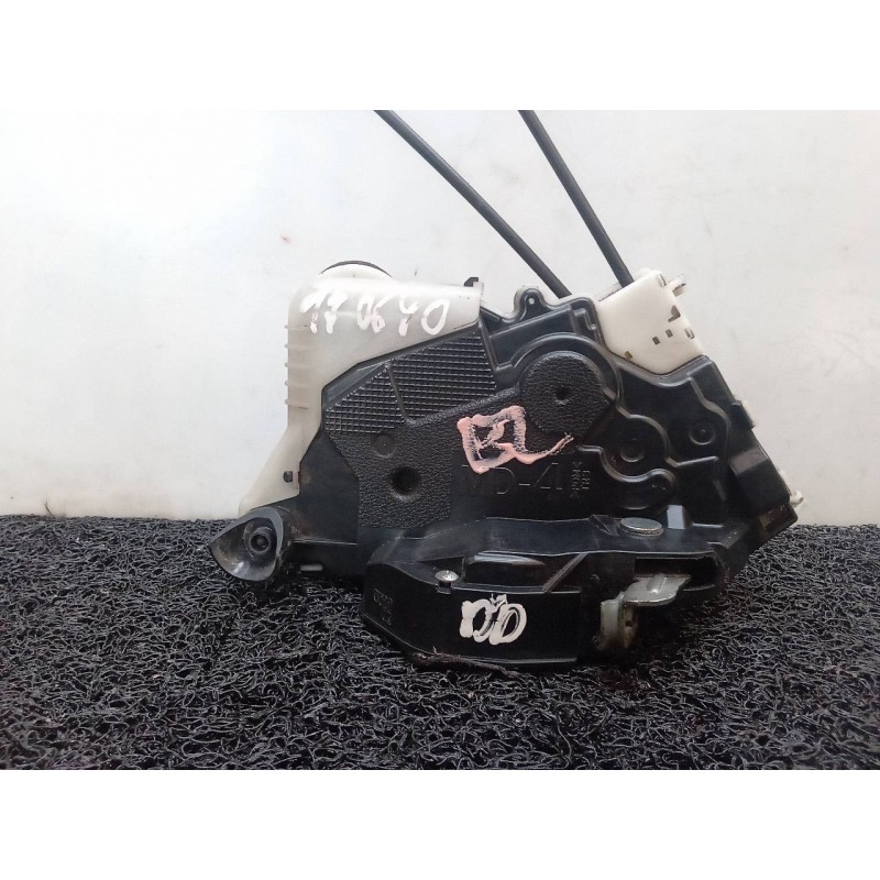 Recambio de cerradura puerta delantera derecha para toyota prius (nhw30) advance referencia OEM IAM - Blanco 3