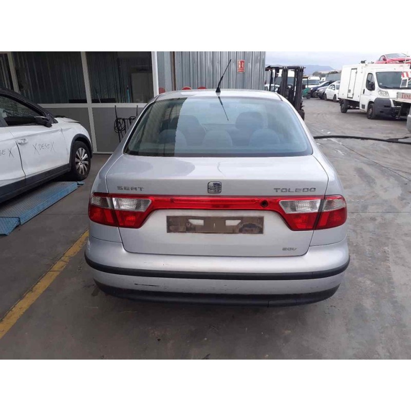 seat toledo (1m2) del año 1999