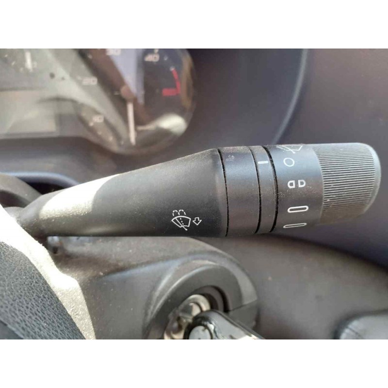 Recambio de mando luces para iveco daily furgón fg h2 33 s ... v batalla 3520 l referencia OEM IAM - Blanco 2