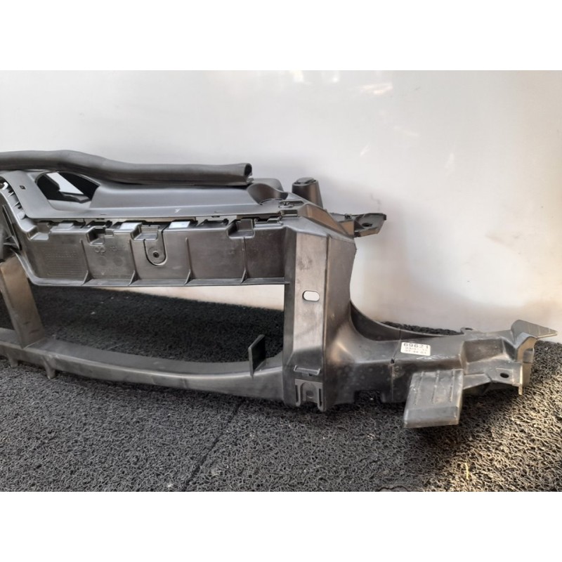 Recambio de panel frontal para citroën c4 lim. seduction referencia OEM IAM - Blanco 4