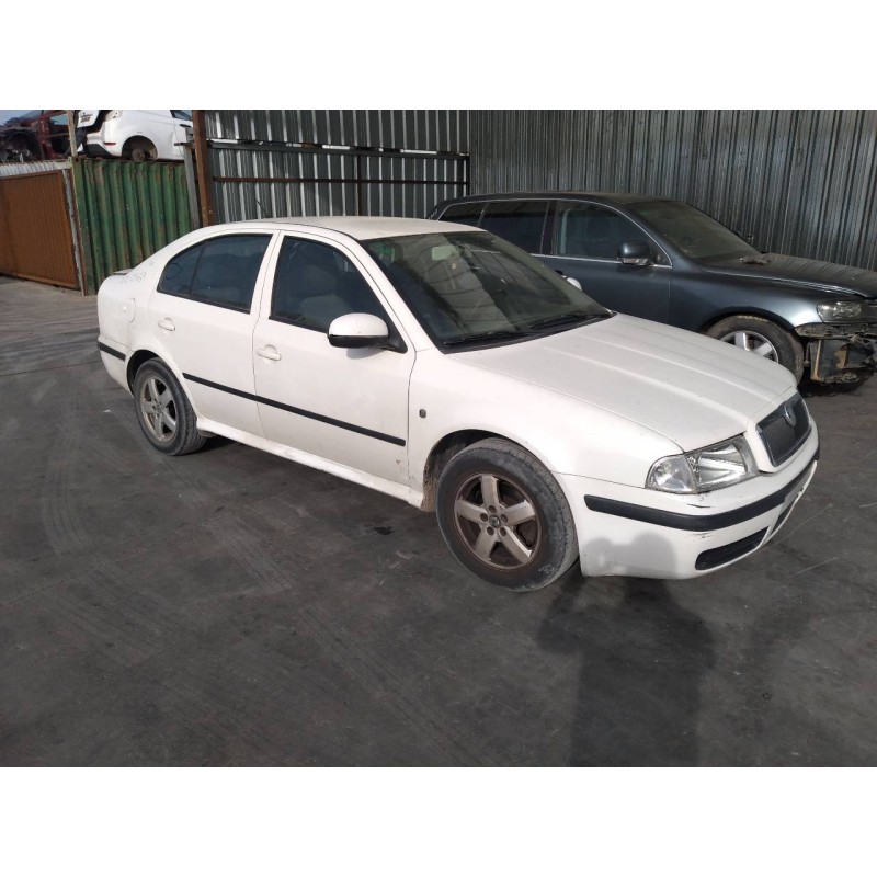 skoda octavia berlina (1u2) del año 2010