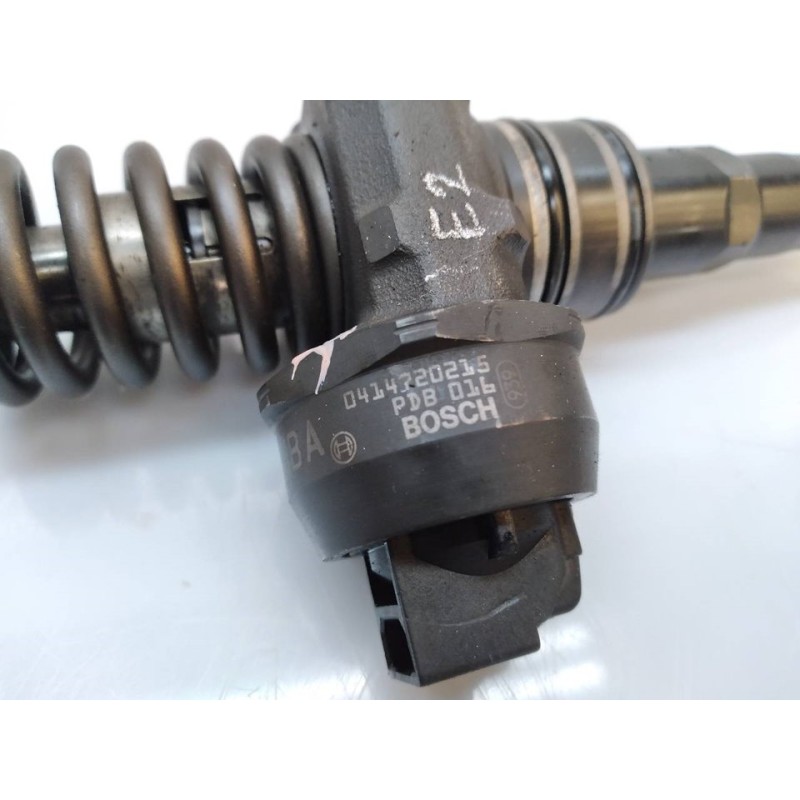 Recambio de inyector para audi a3 (8p) 1.9 tdi attraction referencia OEM IAM 038130073AG 0414720215 BOSCH - Negro 5