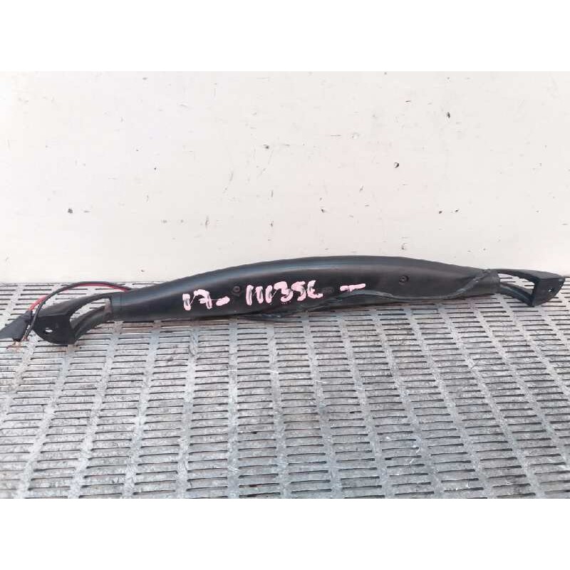 Recambio de luz central de freno para ford fiesta berlina 1.3 cat referencia OEM IAM 2