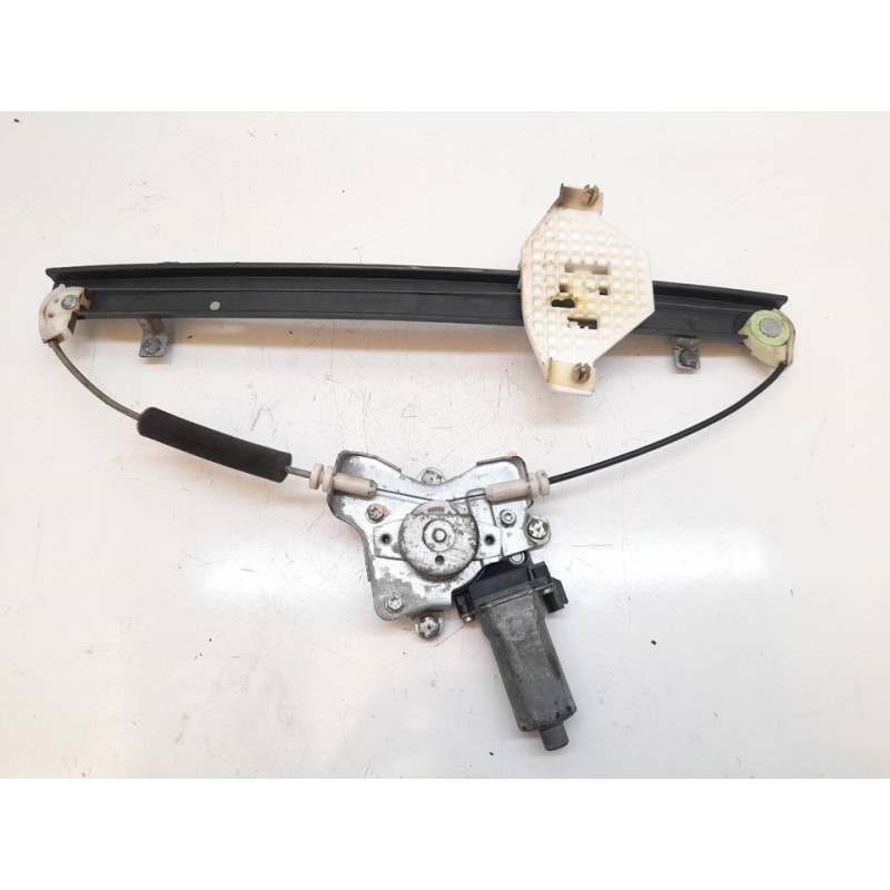 Recambio de elevalunas trasero derecho para ssangyong kyron 200 xdi limited referencia OEM IAM - Negro 2