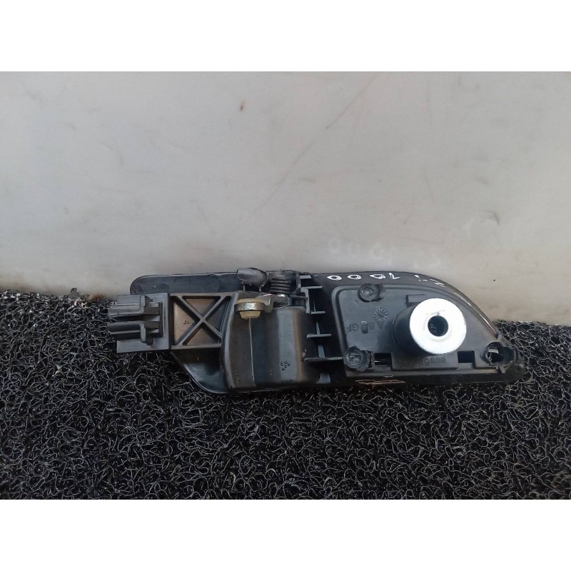 Recambio de maneta interior trasera derecha para opel astra h berlina cosmo referencia OEM IAM - Negro 2