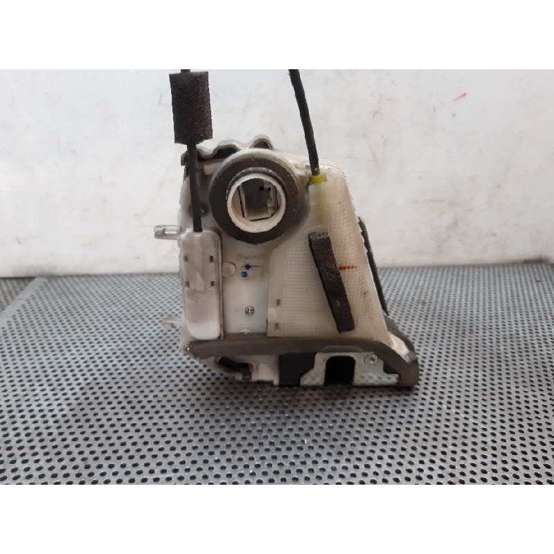 Recambio de cerradura puerta trasera derecha para toyota prius (nhw30) advance referencia OEM IAM   