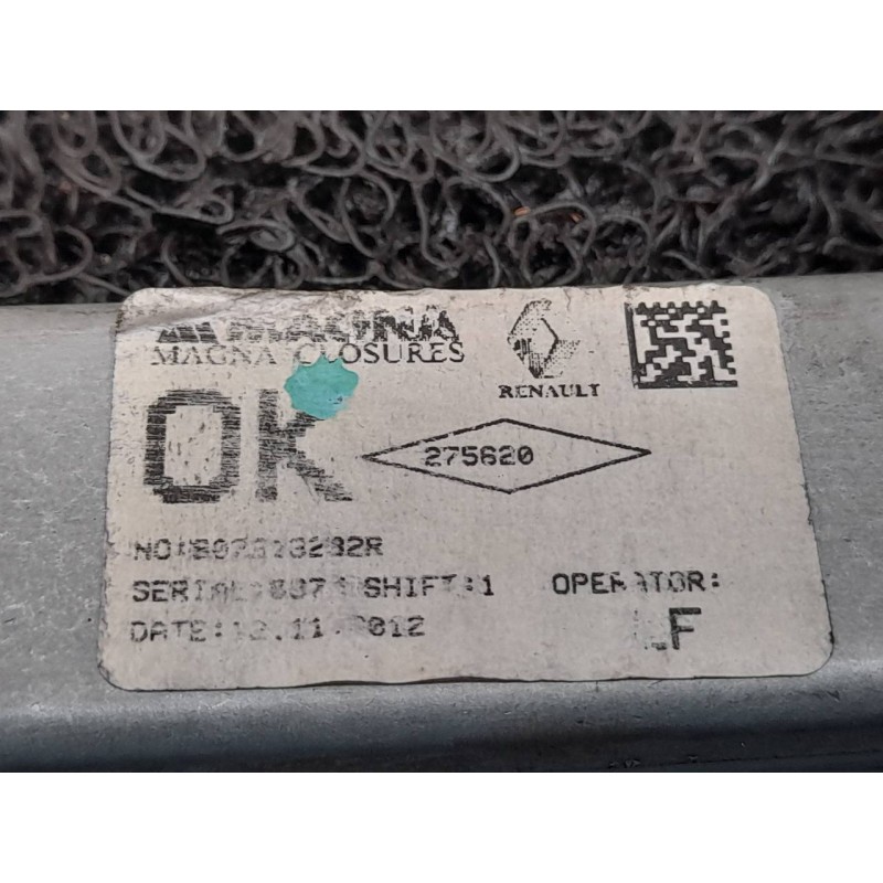 Recambio de elevalunas delantero izquierdo para dacia sandero laureate referencia OEM IAM 807213282R - Blanco 3