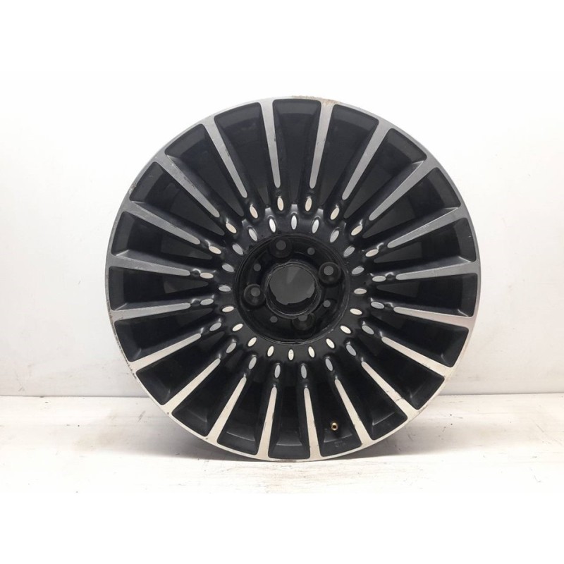 Recambio de llanta para fiat nuova 500 (150) riva referencia OEM IAM 52057917 52014013 