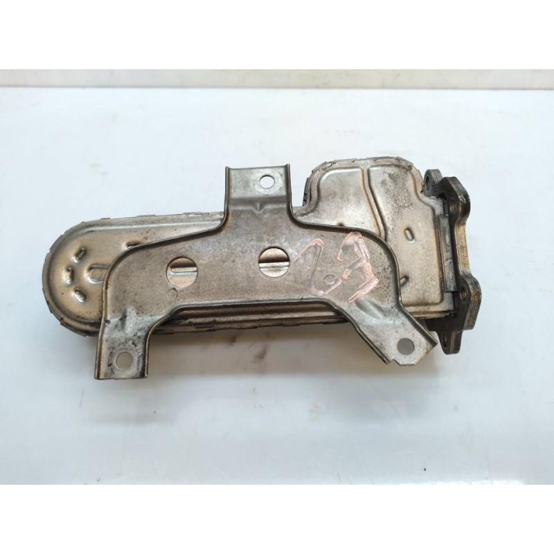 Recambio de enfriador egr para audi a3 (8p) 1.9 tdi attraction referencia OEM IAM 038131513AD - Negro 2
