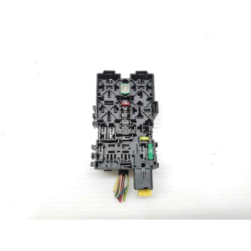 Recambio de caja reles / fusibles para peugeot 308 style referencia OEM IAM 9806192580 2