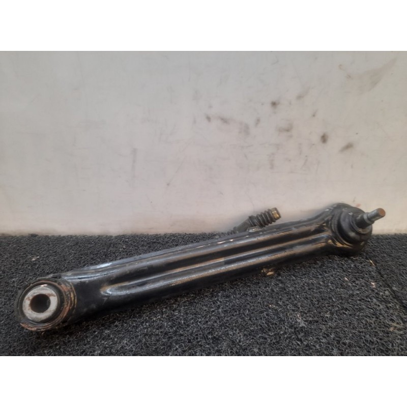 Recambio de brazo suspension superior trasero izquierdo para mitsubishi montero (v60/v70) 3.2 di-d gls (3-ptas.) referencia OEM 2