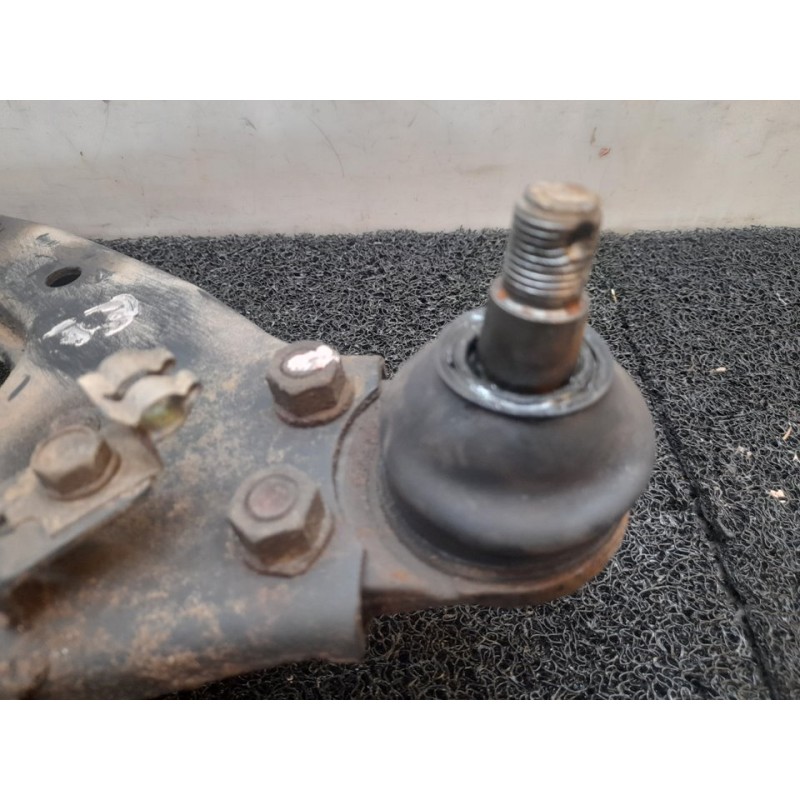 Recambio de brazo suspension superior trasero izquierdo para mitsubishi montero (v60/v70) 3.2 di-d gls (3-ptas.) referencia OEM 3