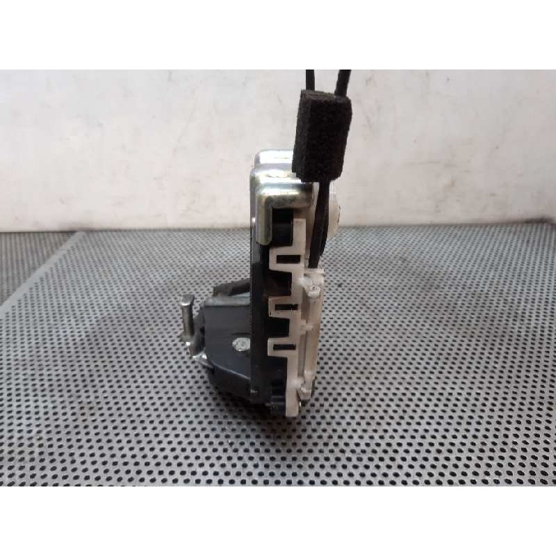 Recambio de cerradura puerta trasera derecha para toyota prius (nhw30) advance referencia OEM IAM - Blanco 5