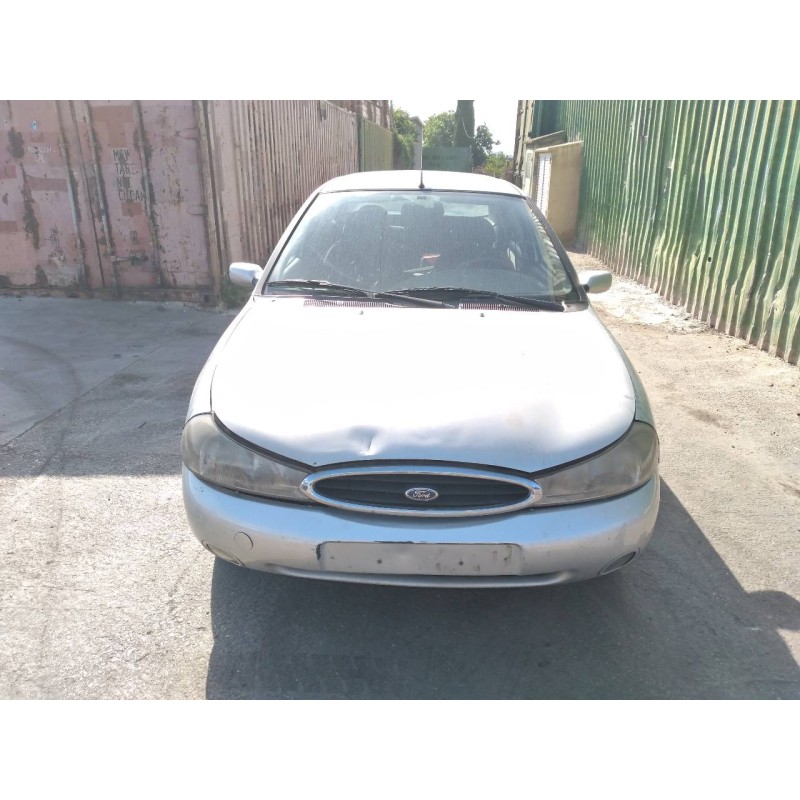 ford mondeo berlina (gd) del año 2000