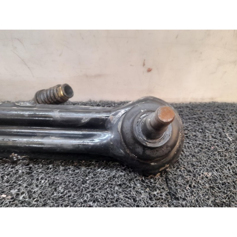 Recambio de brazo suspension superior trasero izquierdo para mitsubishi montero (v60/v70) 3.2 di-d gls (3-ptas.) referencia OEM 4