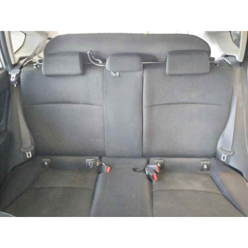 Recambio de asientos traseros para subaru xv executive referencia OEM IAM   