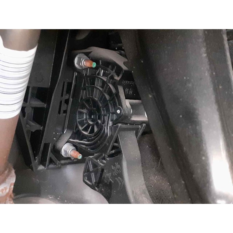 Recambio de potenciometro pedal para peugeot 3008 allure referencia OEM IAM 2