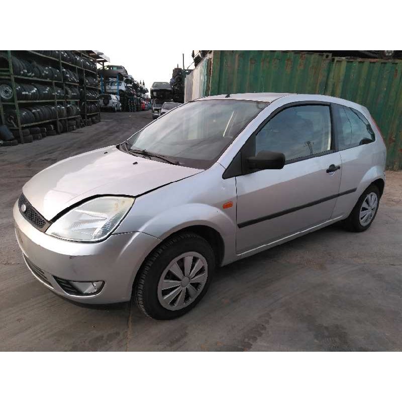 ford fiesta (cbk) del año 2004