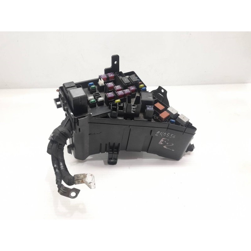 Recambio de caja reles / fusibles para subaru xv executive referencia OEM IAM MB100200B 82241FJ020 