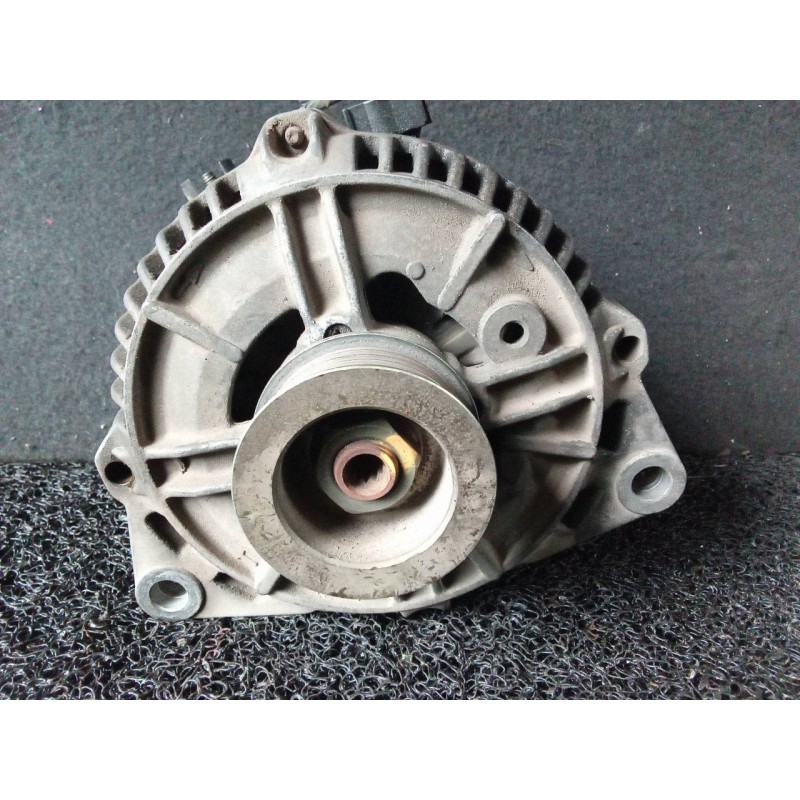 Recambio de alternador para ford mondeo berlina/familiar (fd) 1.8 16v cat referencia OEM IAM 0123212001 93BB10300AE BOSCH 5