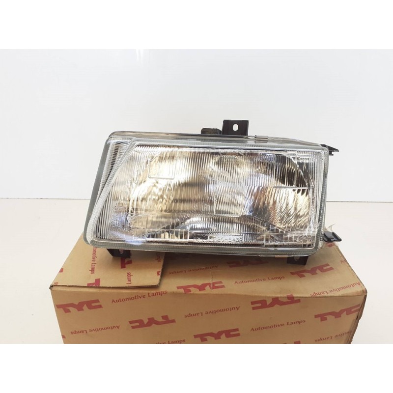 Recambio de faro izquierdo para seat cordoba berlina (6k2) referencia OEM IAM 205432082 25321 