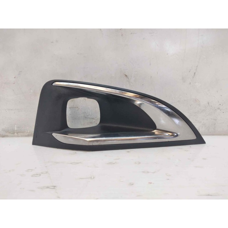 Recambio de moldura antiniebla derecha para peugeot 3008 allure referencia OEM IAM 9810881277D  