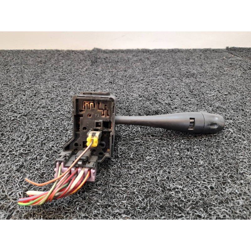 Recambio de mando luces para nissan serena (c23m) 2.3 lx diesel referencia OEM IAM 2