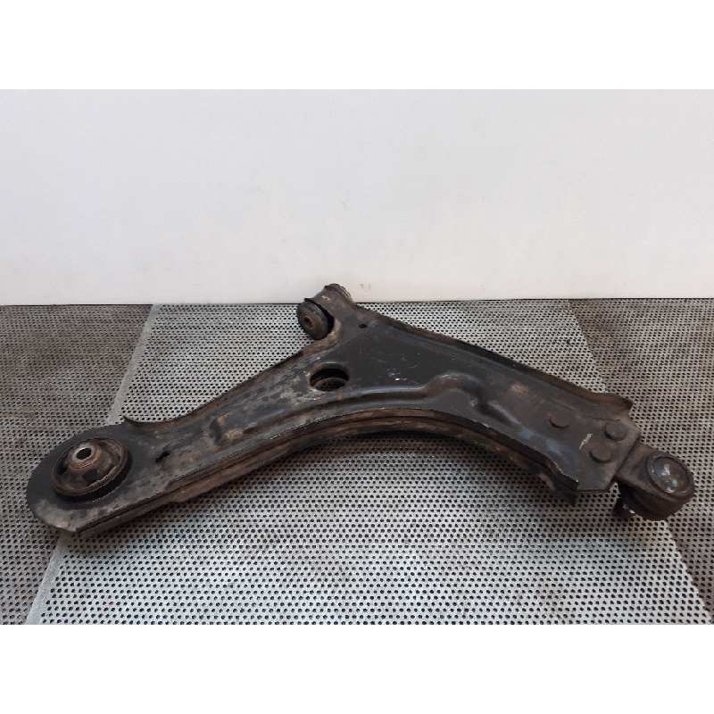 Recambio de brazo suspension inferior delantero derecho para chevrolet lacetti cdx referencia OEM IAM 2