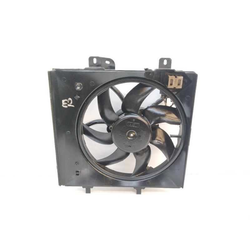 Recambio de electroventilador para peugeot 207 xs referencia OEM IAM 8023M00007  VALEO