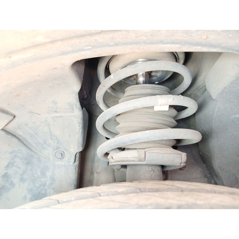 Recambio de amortiguador delantero izquierdo para bmw 3 (e90) 320 d referencia OEM IAM   