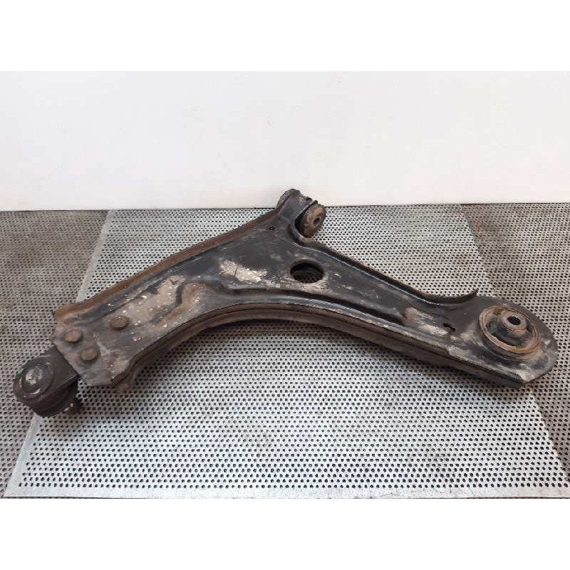 Recambio de brazo suspension inferior delantero izquierdo para chevrolet lacetti cdx referencia OEM IAM 2